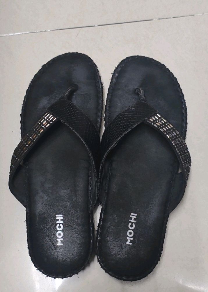 Mochi Branded Women Slippers