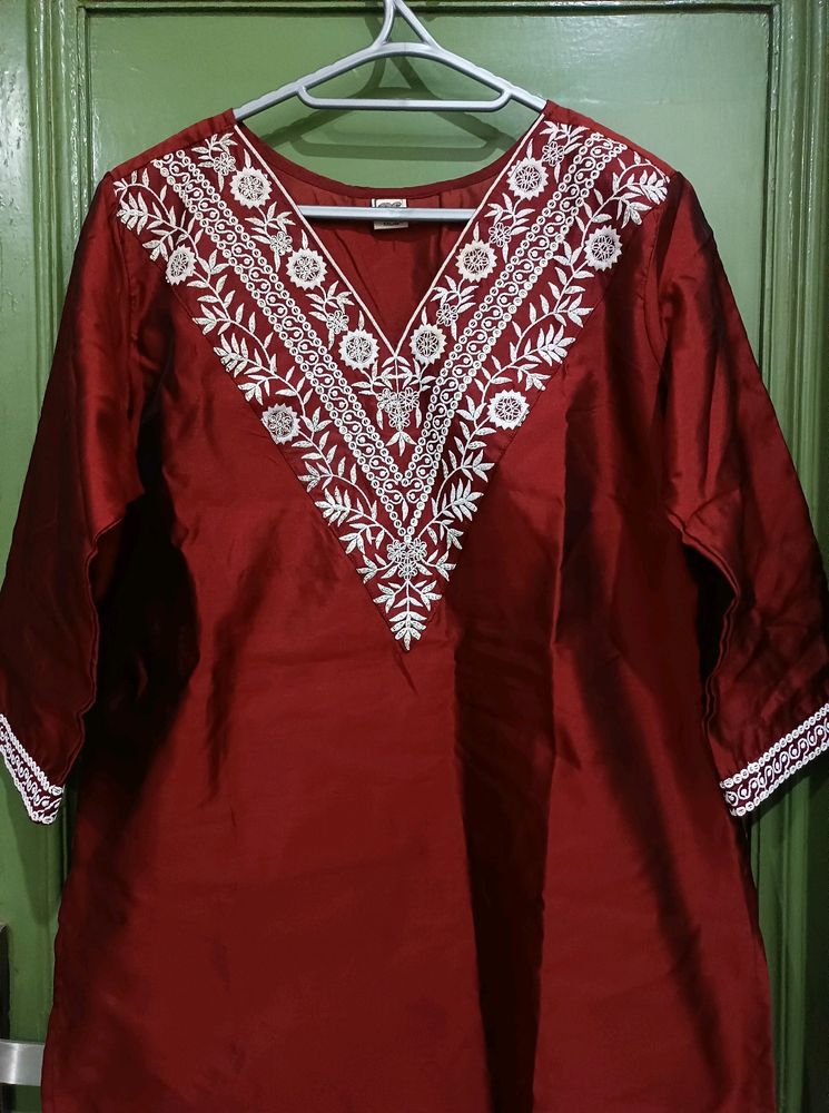 Maroon Kurti