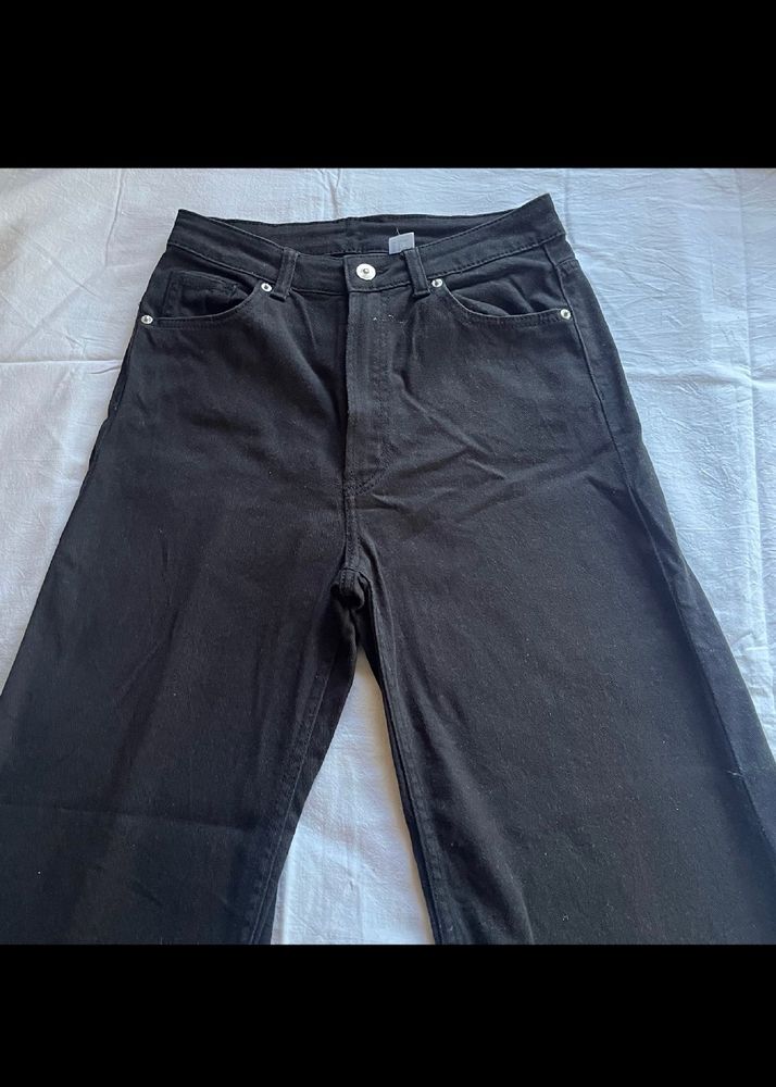 H&M Black Flared Jeans