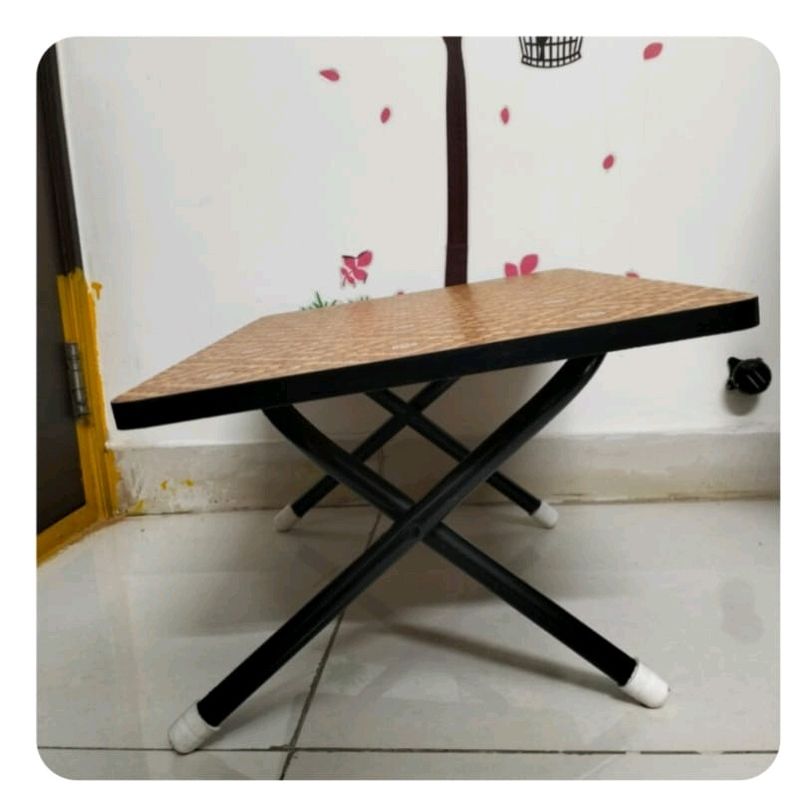 Foldable Laptop Stand/Mini Writing Table