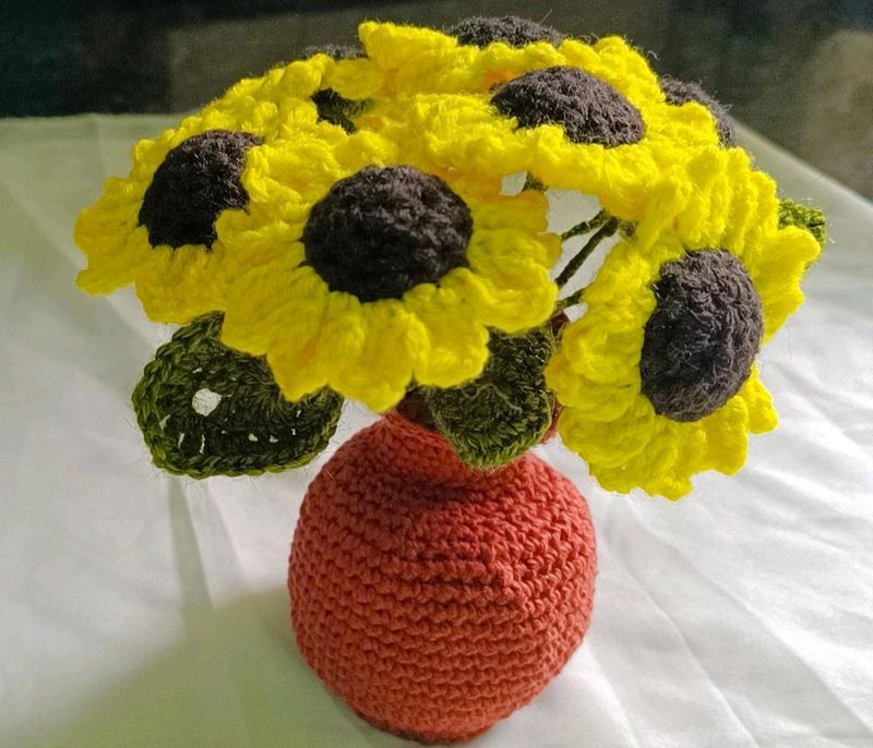 Crochet Sunflower 🌻 With Pot