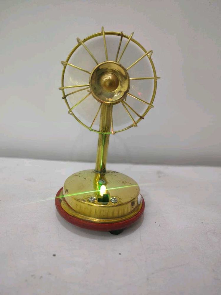 Golden Fan Battery Chargerable But Little Damaged