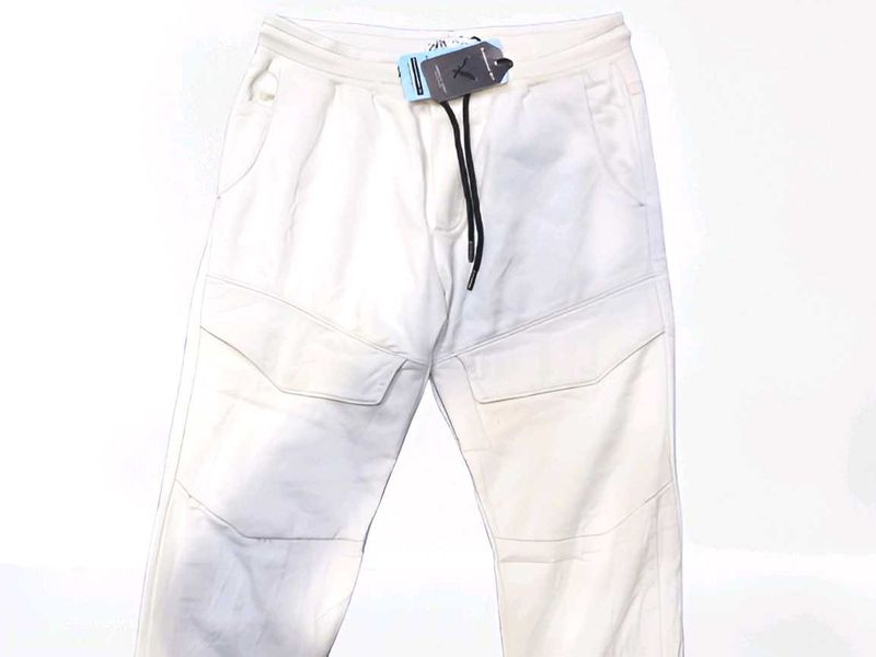 White trouser (Very Comfortable) Trendy. Brand New