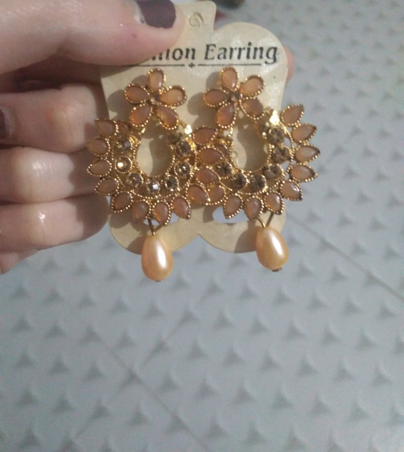 Earings