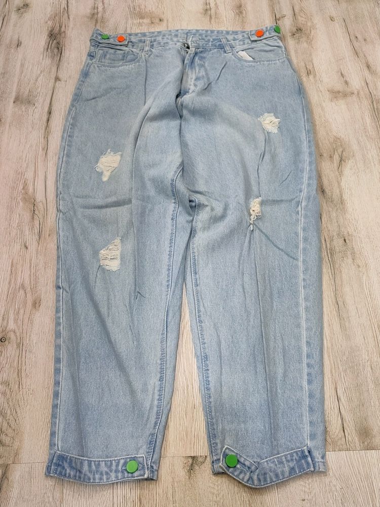 SC4152 K. B. 7 Beggy Jeans Waist 34