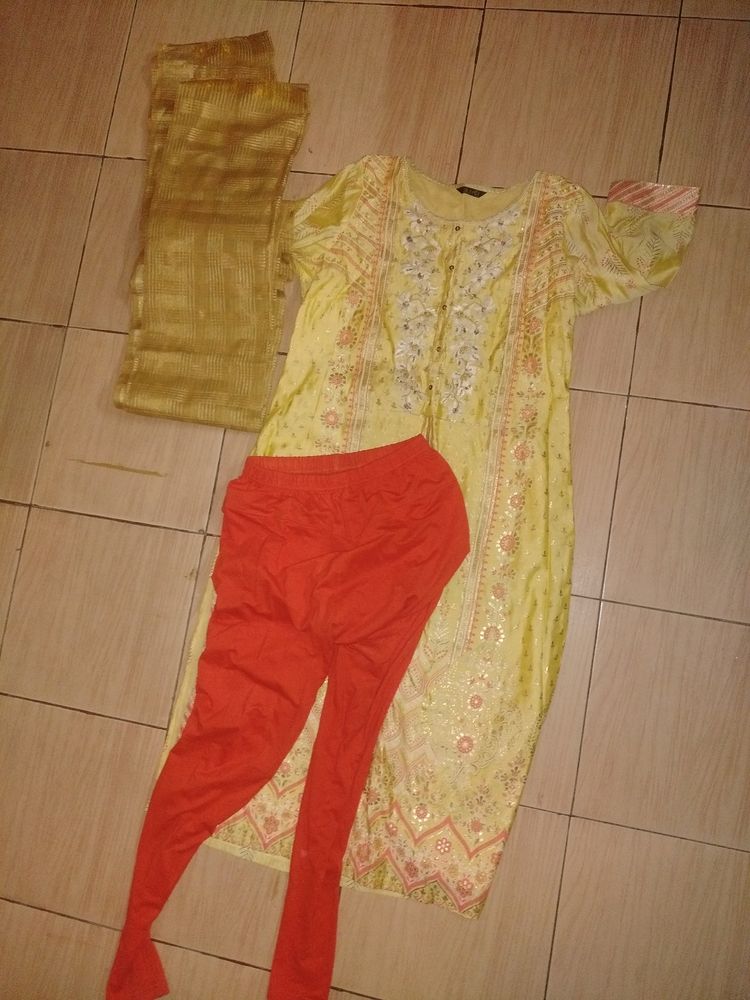 Aurelia Suit Set With Dupatta