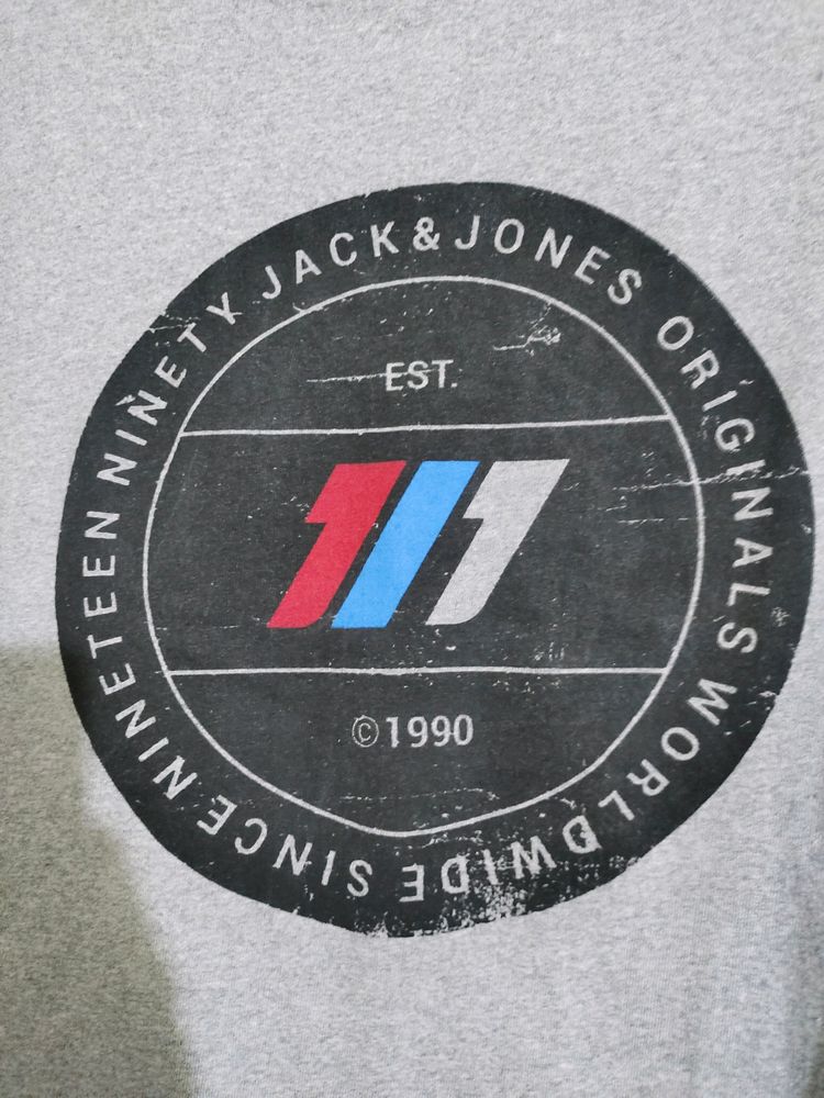 Jack & Jones Original Tee. Small Flaw