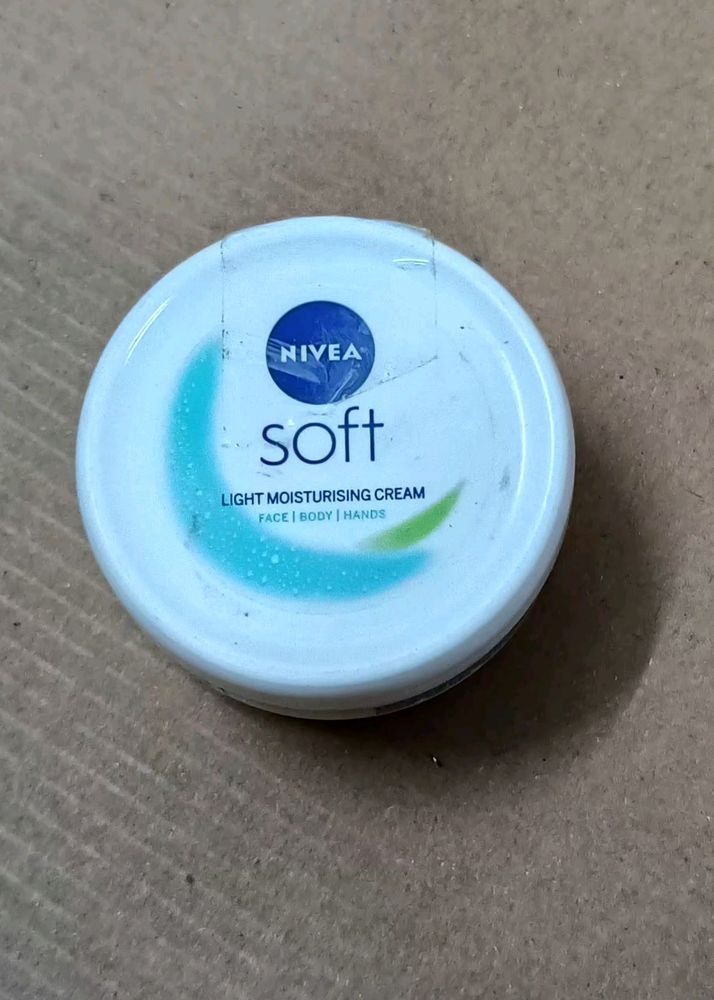 Nivea Soft Moisturizer Unused Sealed Pack