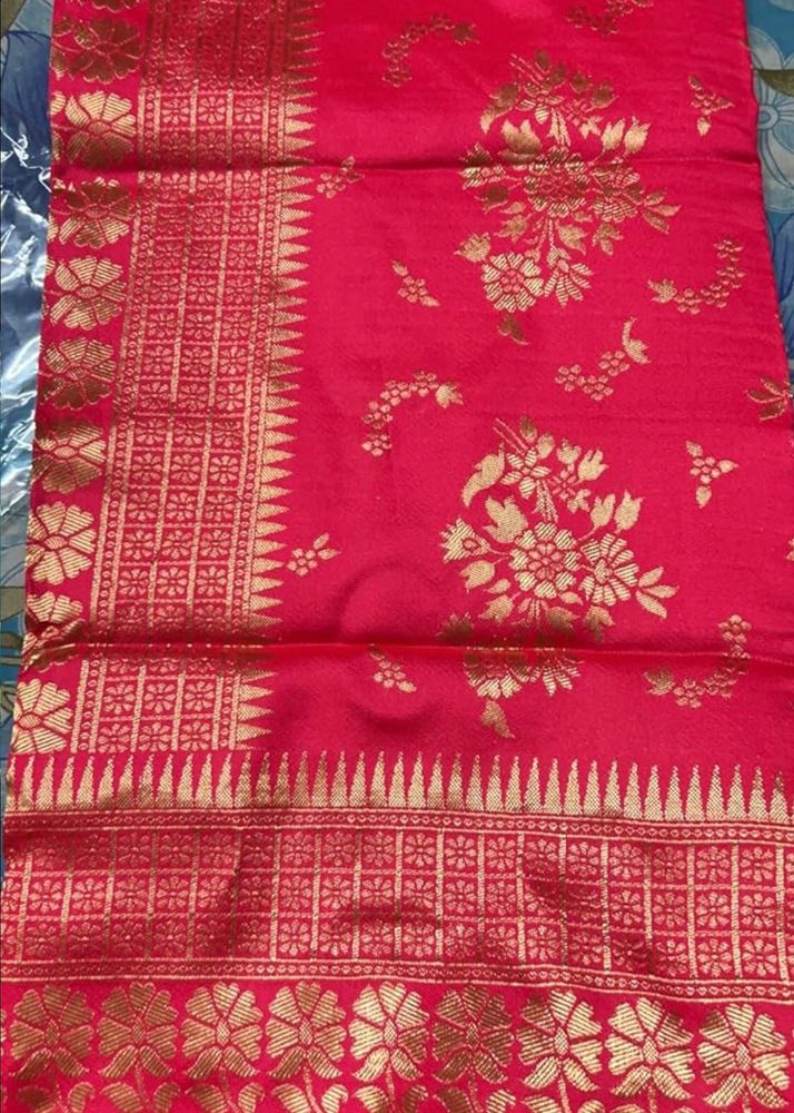 Pure Kanjeeveram Silk Saree🩷🤍