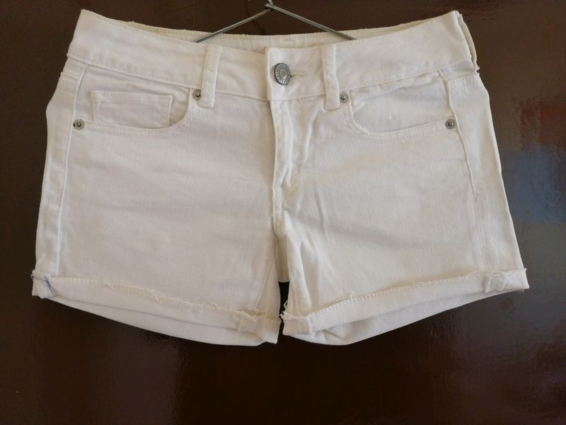 American Eagle White Shorts