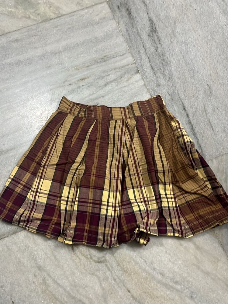 Pleaded Dark Academia Inspired Mini Skirt