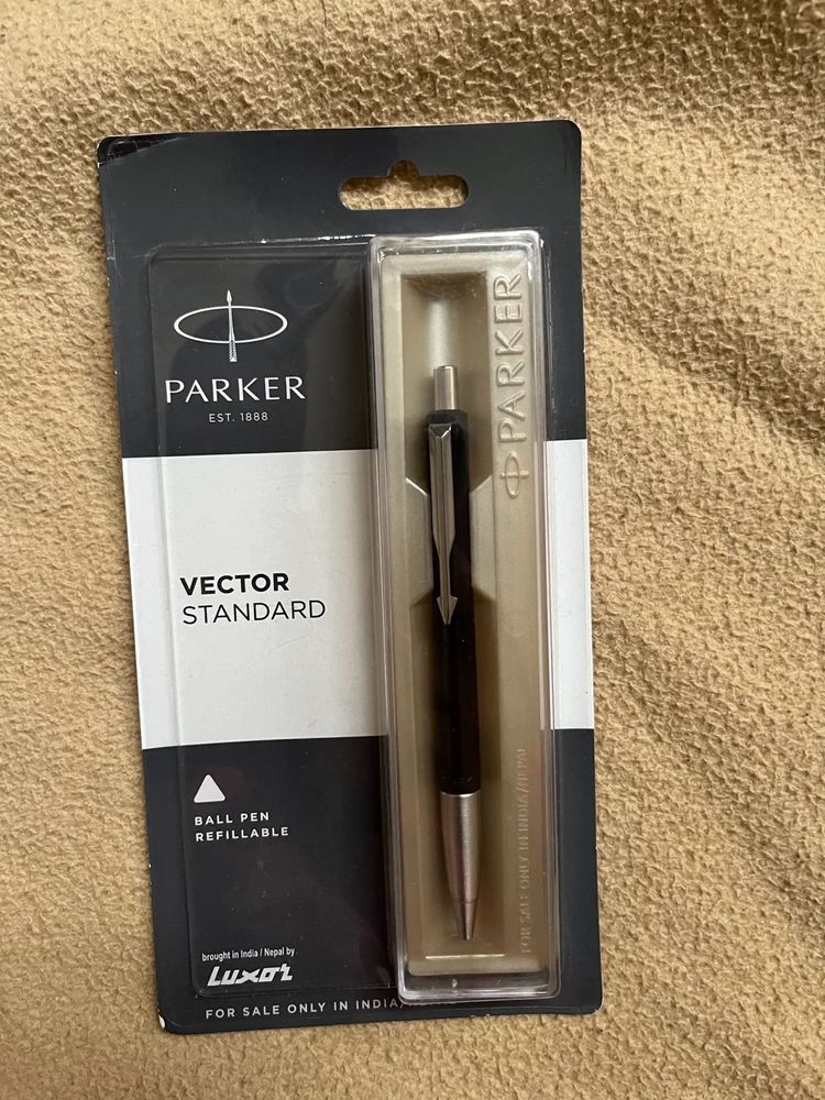 NEW PARKER PEN