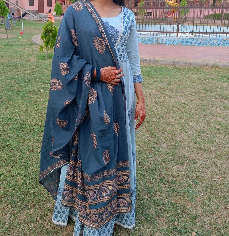 Kurta With Dupatta