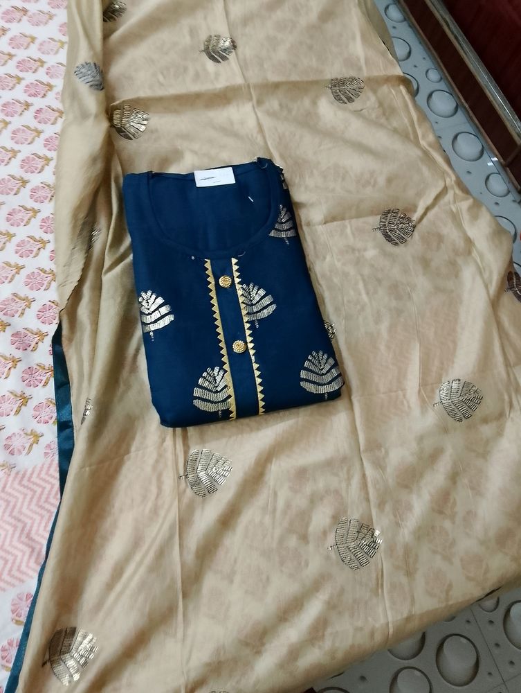 Pant- Kurt With Dupatta