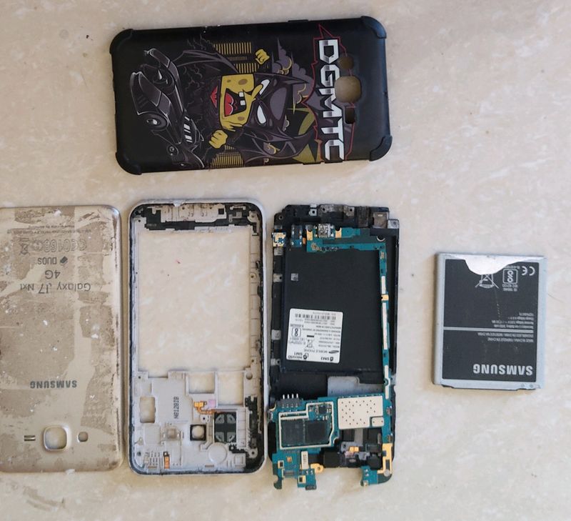 Samsung J7 Motherboard and Back Cover