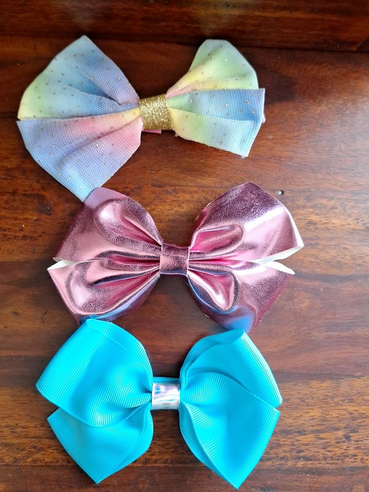 Bows Hairclip And Pouch COMBO