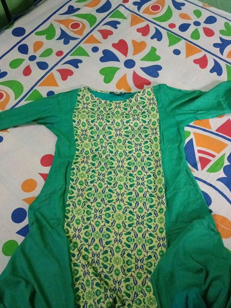 Avaasa Kurta