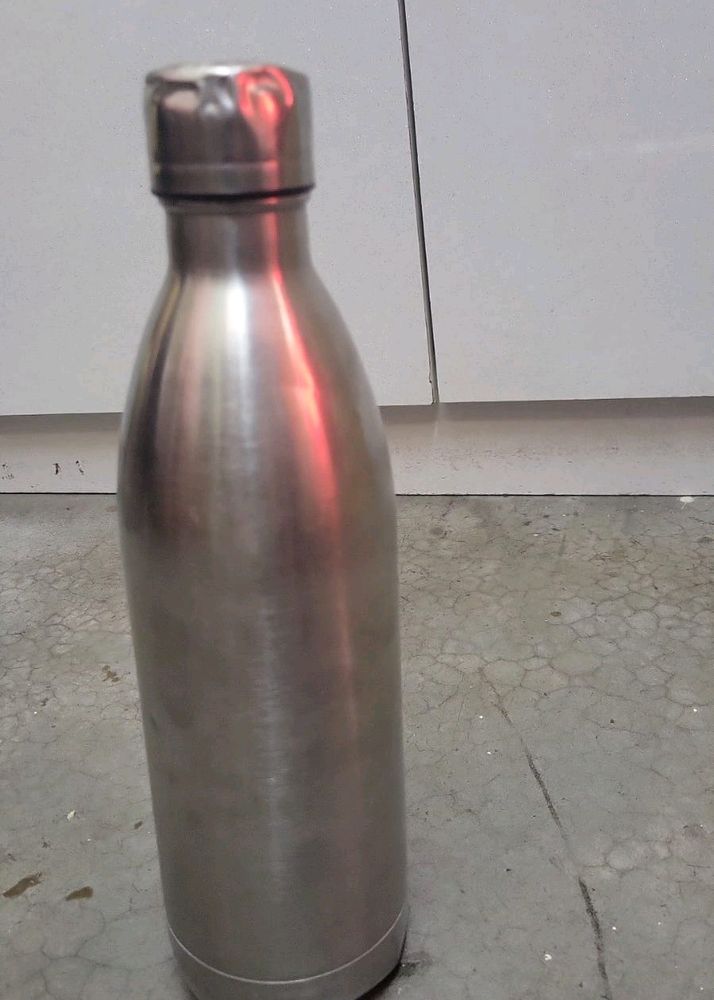 Water Bottle (Hot & Cold)