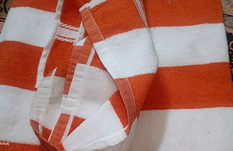 BRAND NEW ORANGE With White STRIPE BATH TOWEL