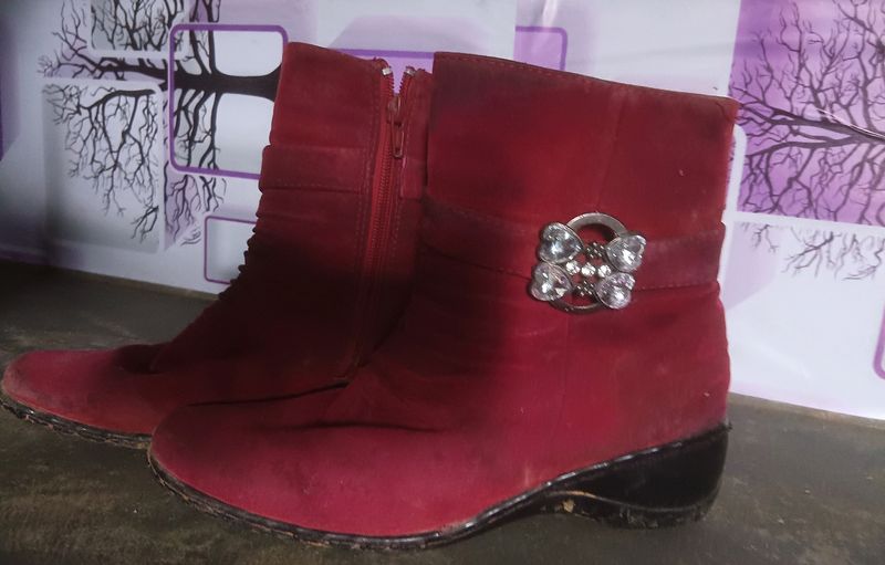 Red boots for women