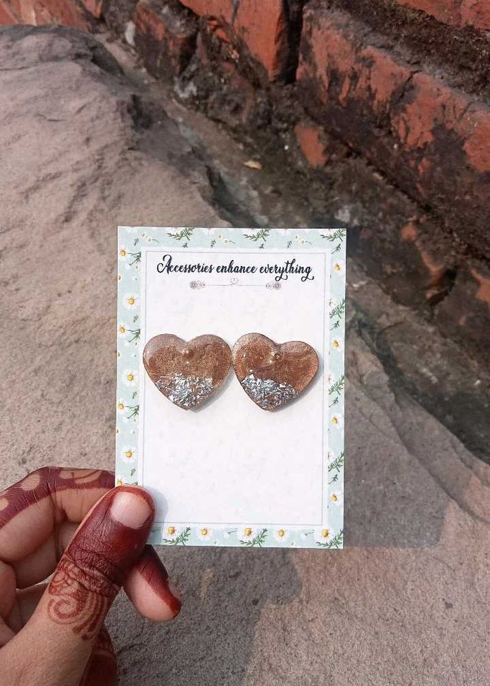 Hand made resin Heart shape tops