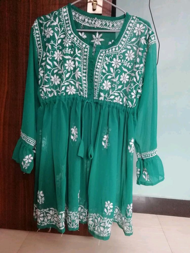 Lakhnawi Kurti