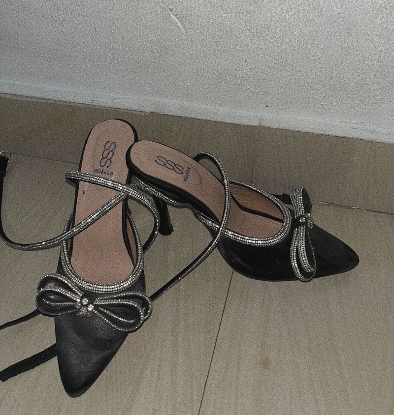 SSS Pump Party Shoes  / Size-37 / Cash Only / No Swap Nor Coins