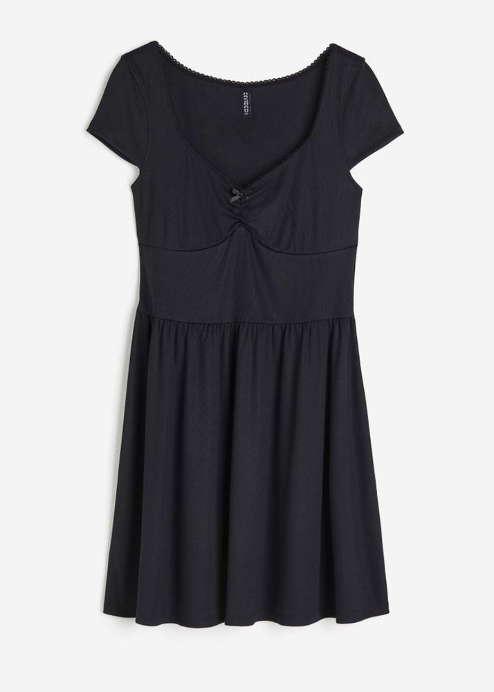 MIDNIGHT SALE !!!! H&M Black Dress With Ta