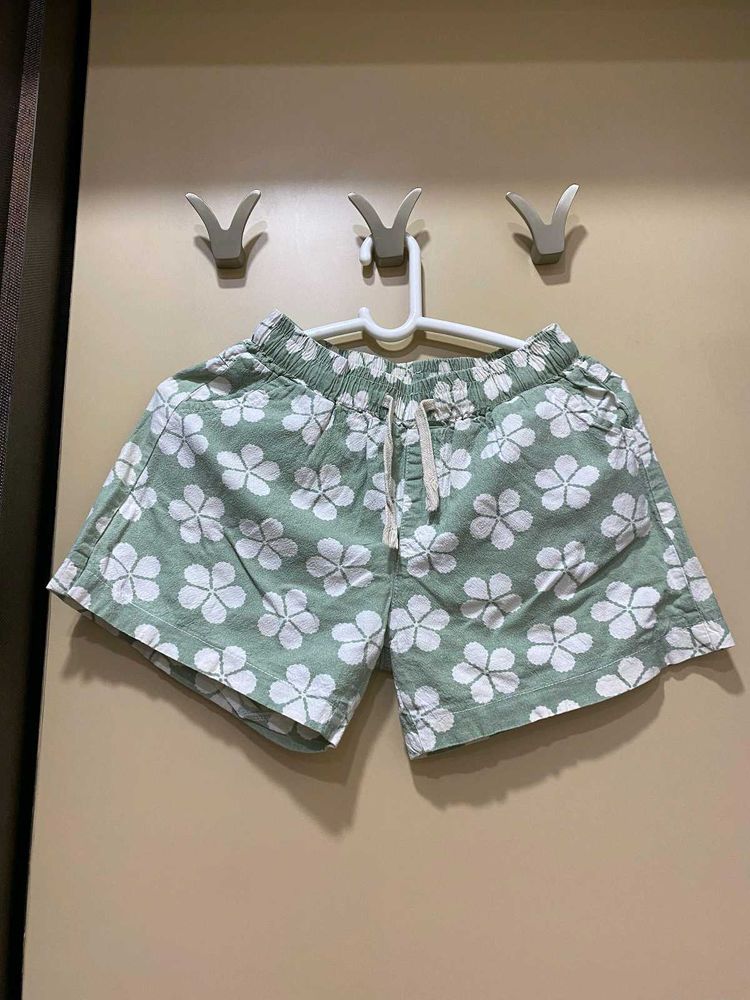 Floral Short