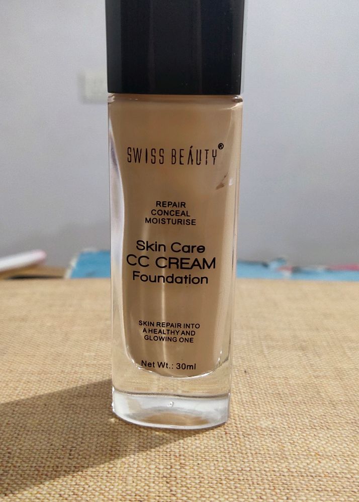 Swiss Beauty Natural Beige Foundation