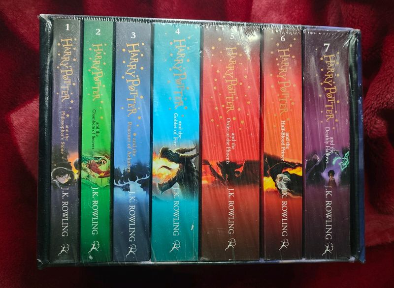 NRB HUB SALE: Harry Potter Boxed Set (7 Books,NEW)