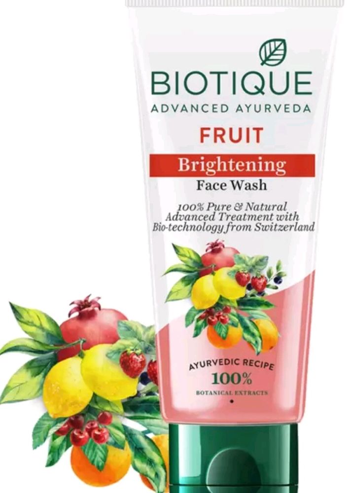 Biotique Fruit Brightening Facewash