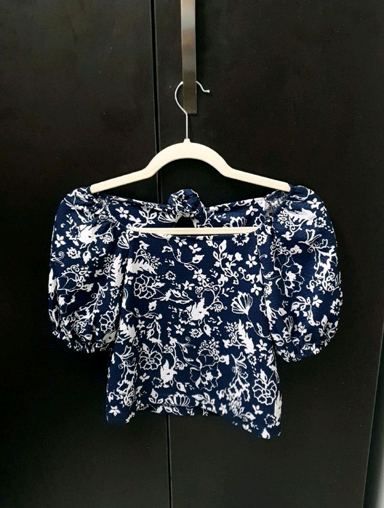 Blue Puff Sleeves Crop Top