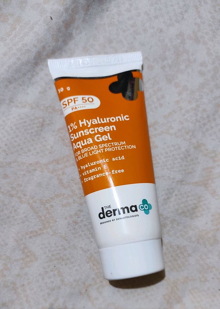 😍The Derma Co. Spf 50 PA+++ Sunscreen..😍