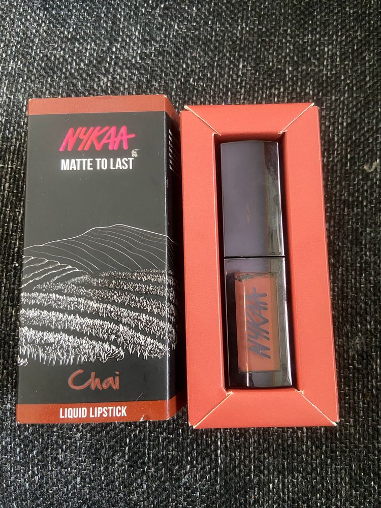 Nykaa Matte To Last Liquid Lipstic