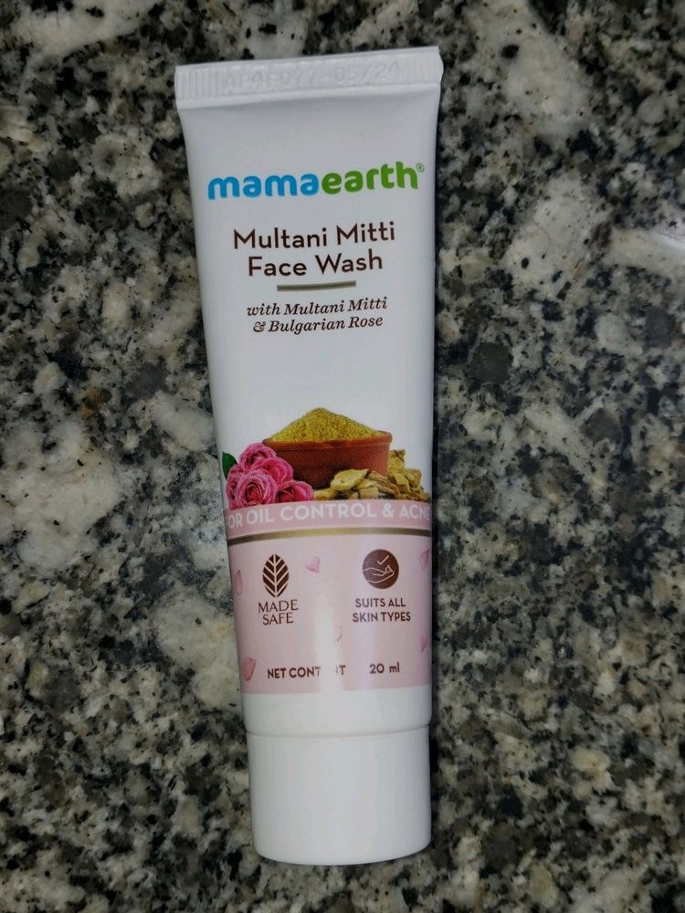 Multani Mitti Face Wash With Bulgarian Rose