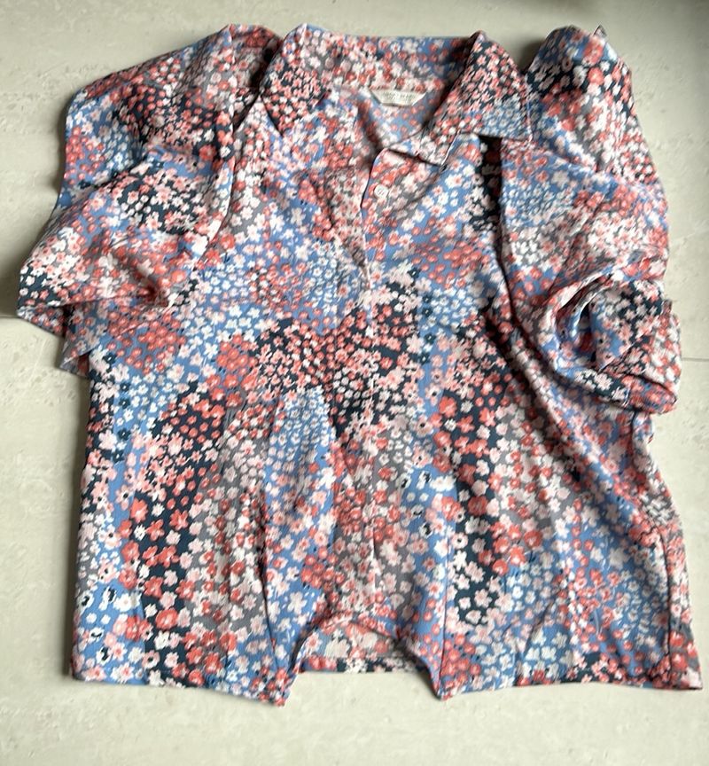 Floral print semiformal shirt