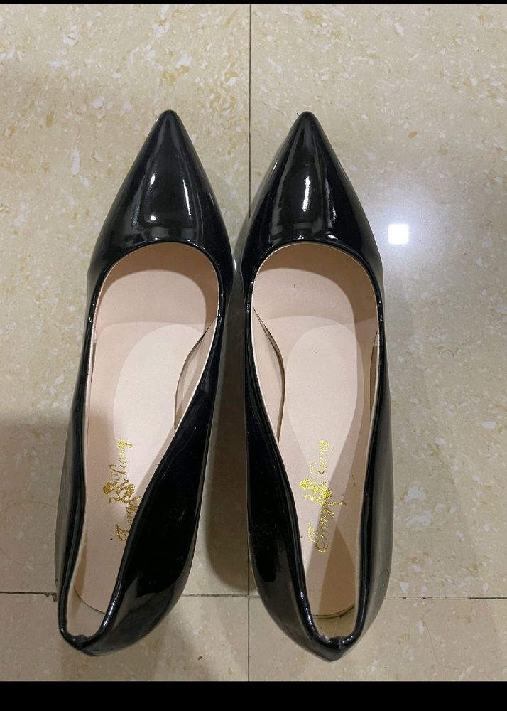 Heels Pumps Pointed Black