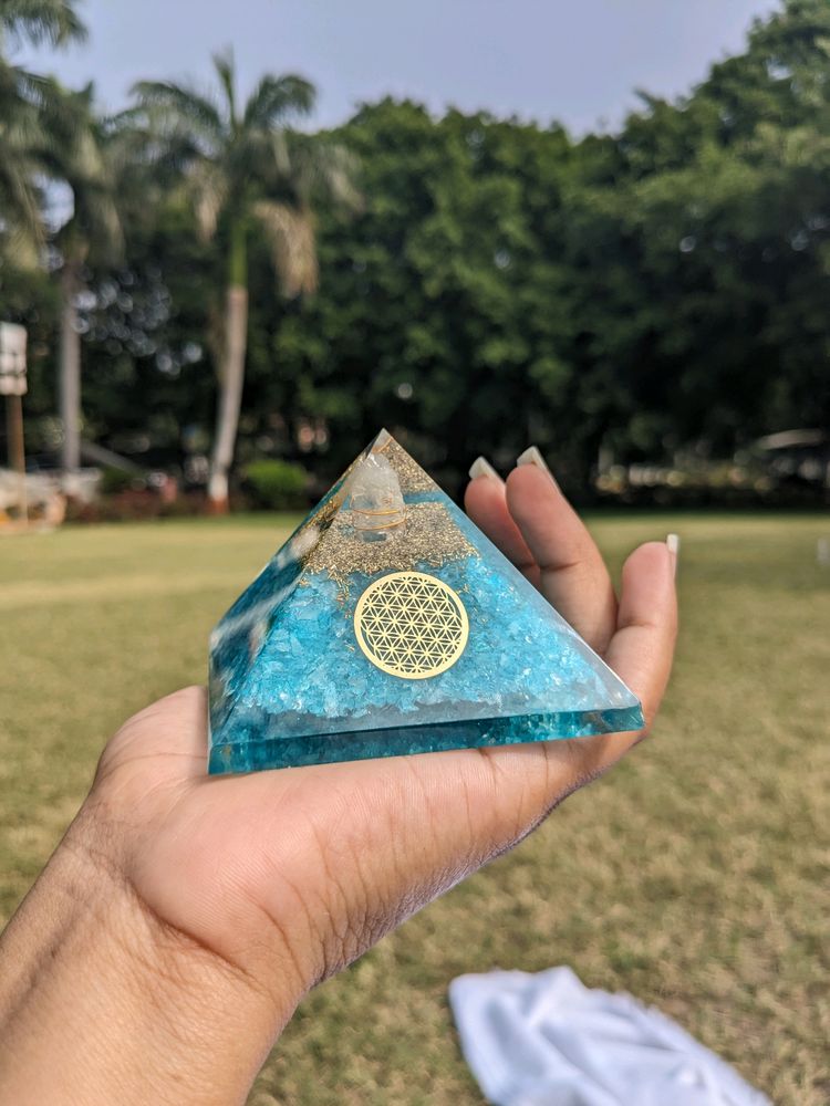 Aquamarine Orgonite Pyramid For Communication