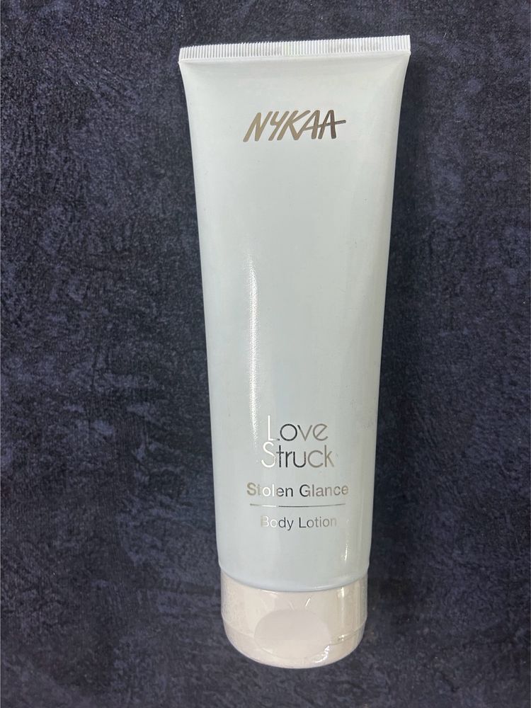 Nykaa Love Struck Body Lotion