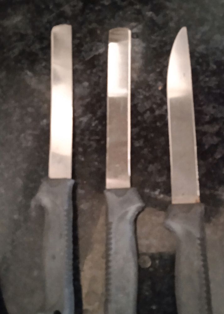 3 big Sharp Knives - Never Needs Sharpening