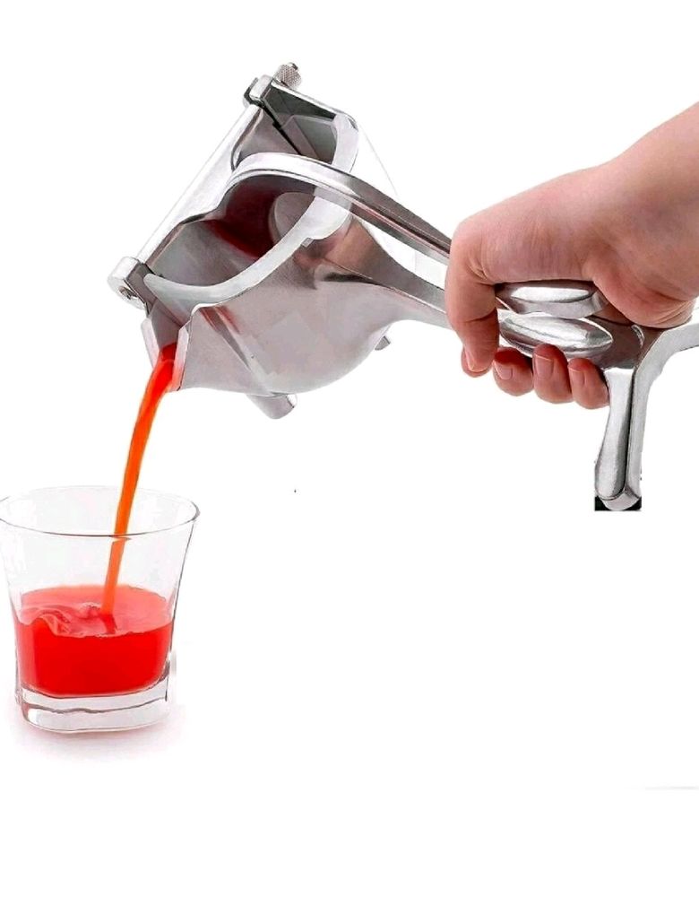 Fruit juicer machine