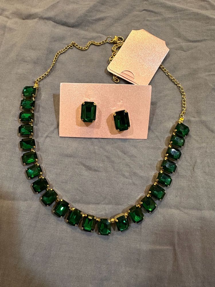 Necklace set