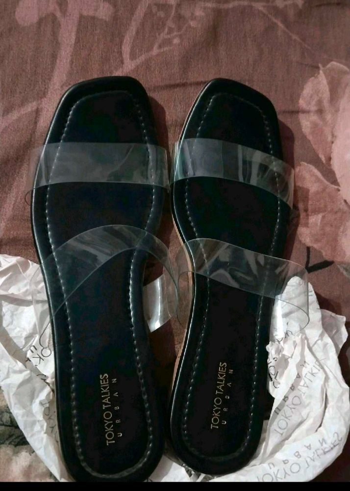 TRANSPARENT STRIP BLACK BRAND NEW FOOTWEAR