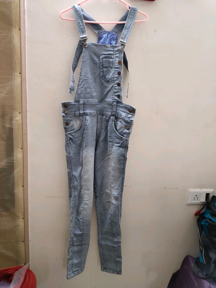 Dungaree Jeans / Fit Upto Waist 28