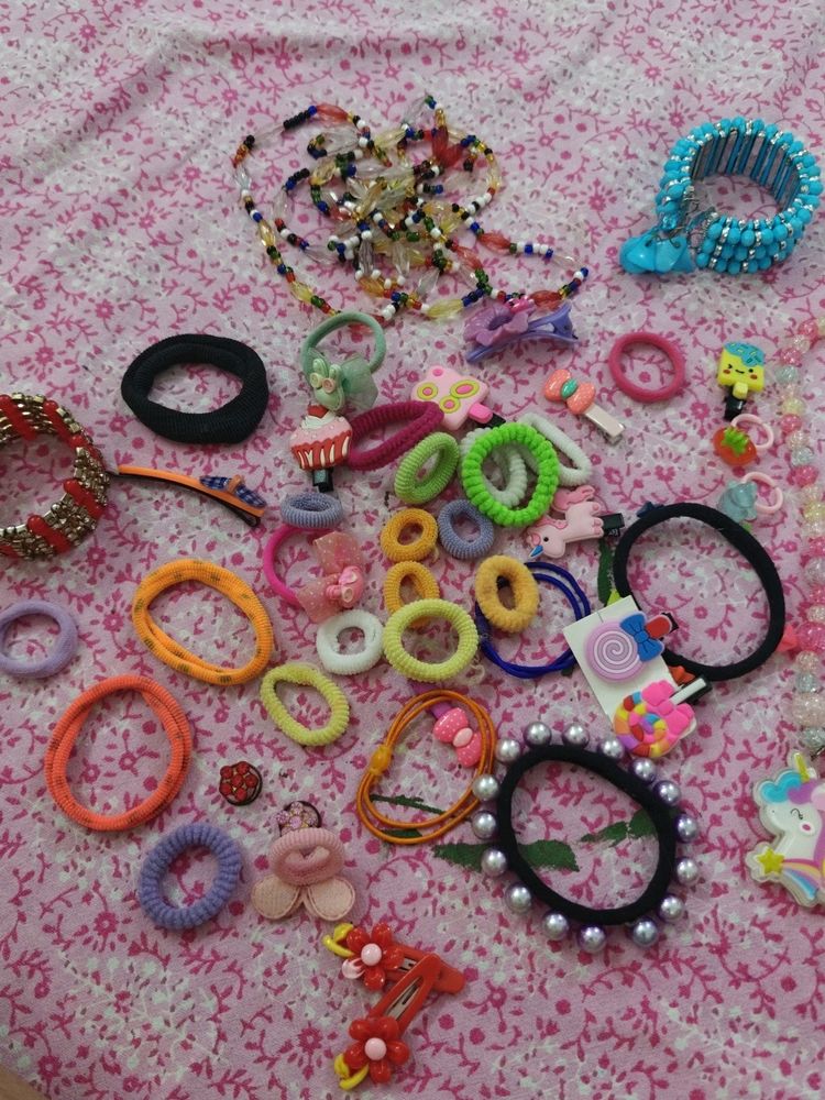 Girls Hair Clips and Necklace