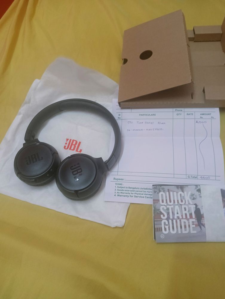 NEW JBL 520BT Wireless On Ear Headphones with Mic