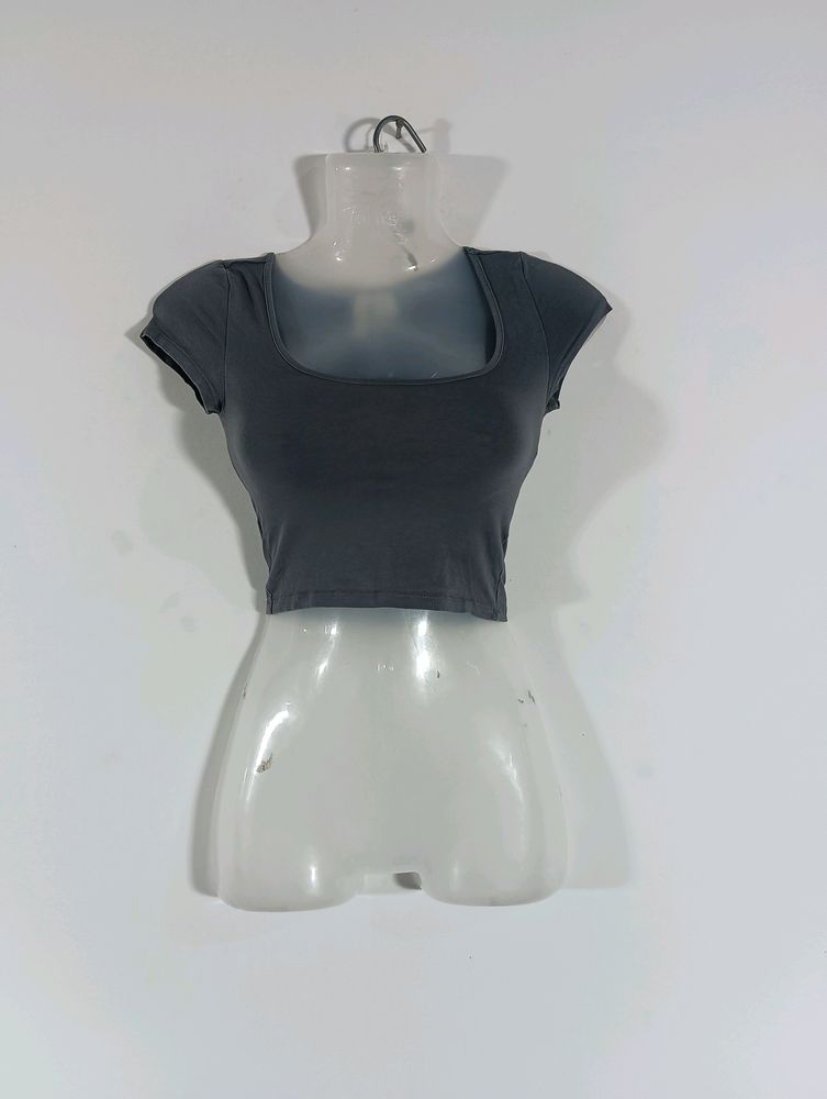 Grey Plain Casual Crop Top (Women)