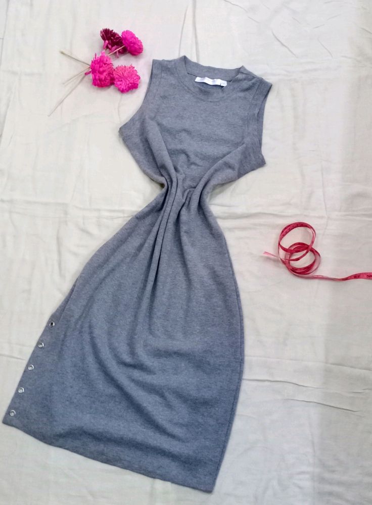 Grey High Neckline Side Slit Bodycon Dress (Women)