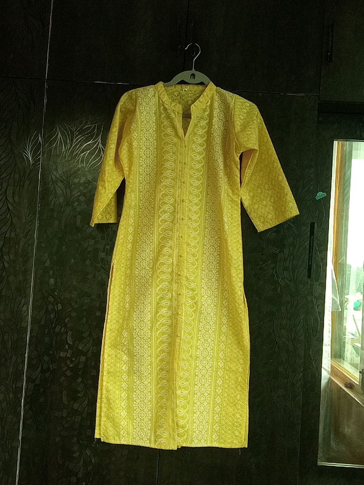 Yellow Chicken Kari Kurti